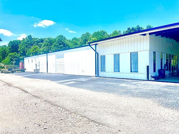 4th image of 341 Cave Run Lake Rd