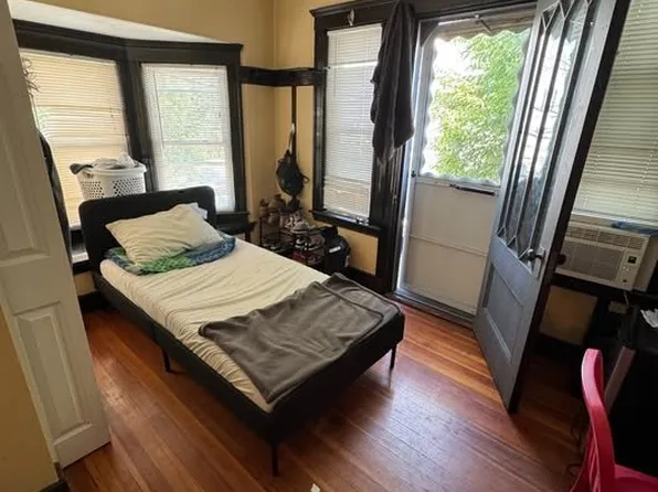 4 Park Ave #2, Somerville, MA 02144