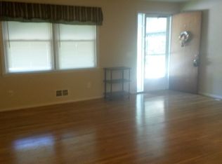 210 Cove Rd, Baltimore, MD 21221