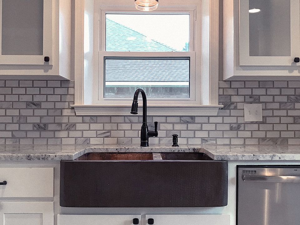 Double basin copper sink