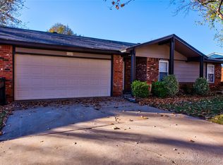 1109 W Gulfport Pl, Broken Arrow, OK 74011