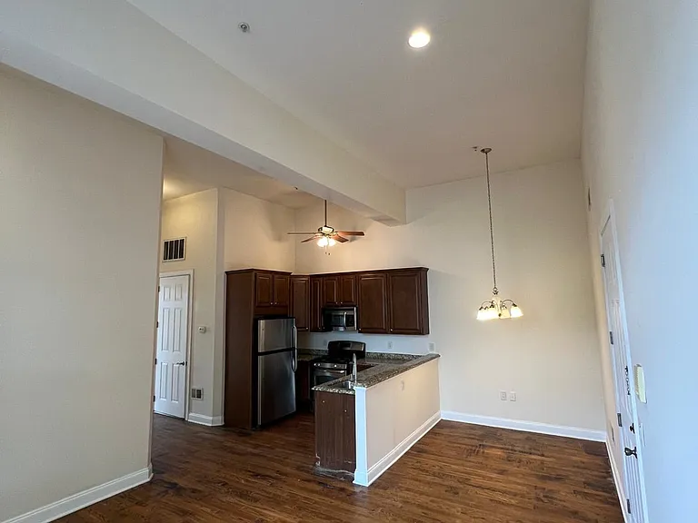 42 E 13th St #5 — Photo 4