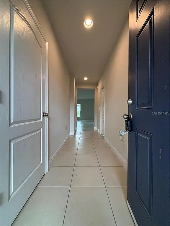 3 bed, 2.5 bath, 1878 sqft, $2,550 — Photo 2