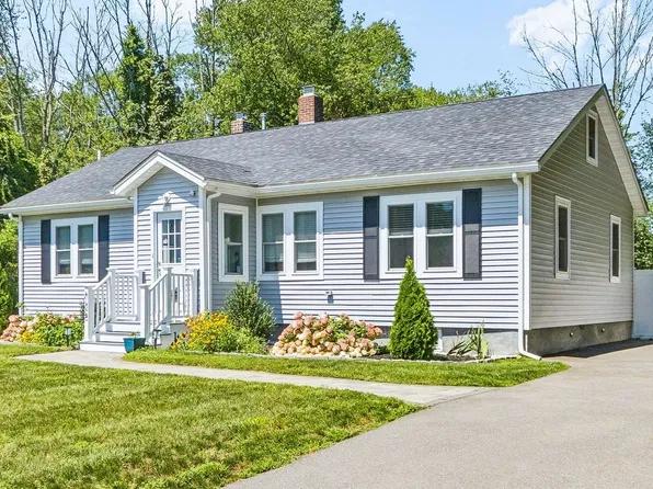 728 Pleasant St, Attleboro, MA 02703