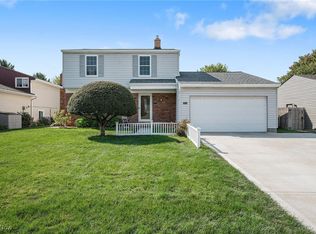 7906 Richwood Dr, Mentor On The Lake, OH 44060