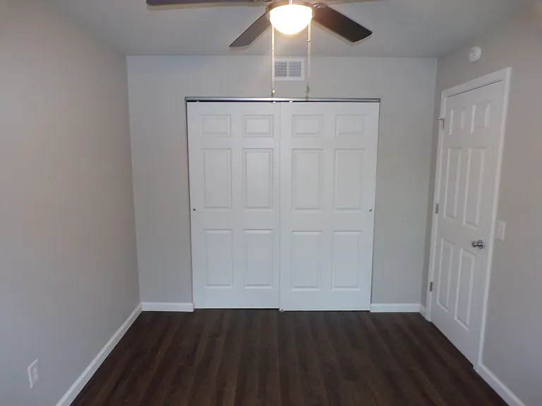 79 Devon Ct — Photo 9