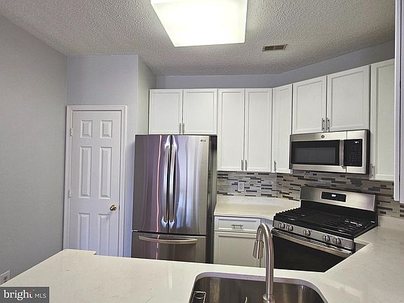 2nd image of 6005 Rosebud Ln APT 301