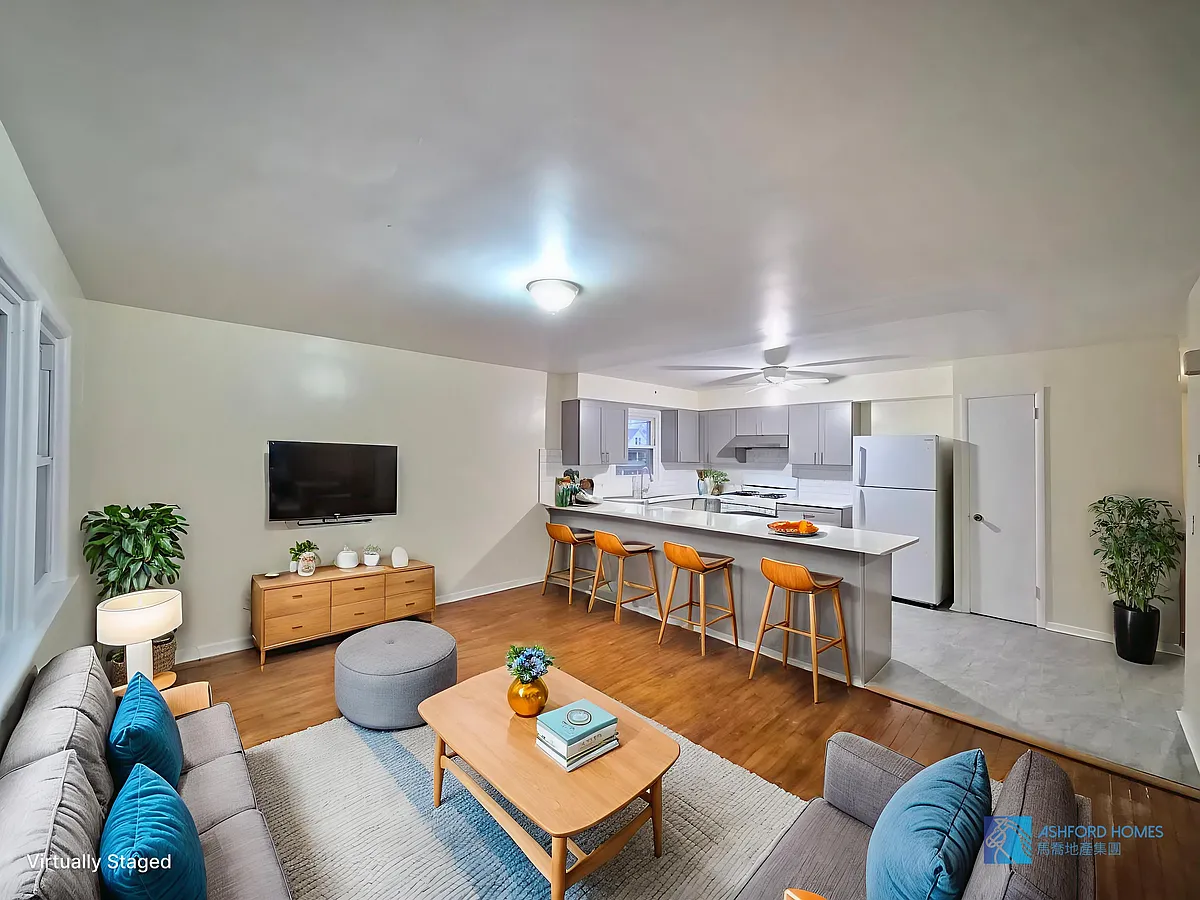 Building Photo - 539 Clove Rd #2