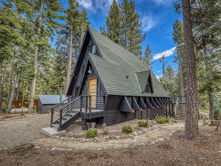 357 Sierra Dr — Photo 4