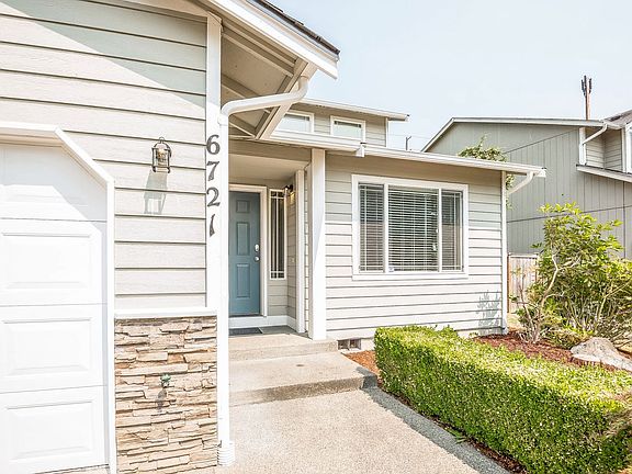 4th image of 6721 176th Street Ct E