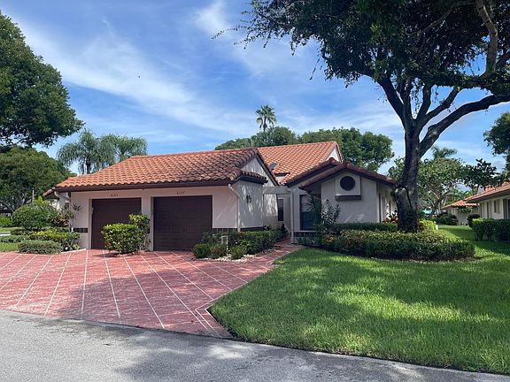 2nd image of 6157 Sunny Pointe Circle
