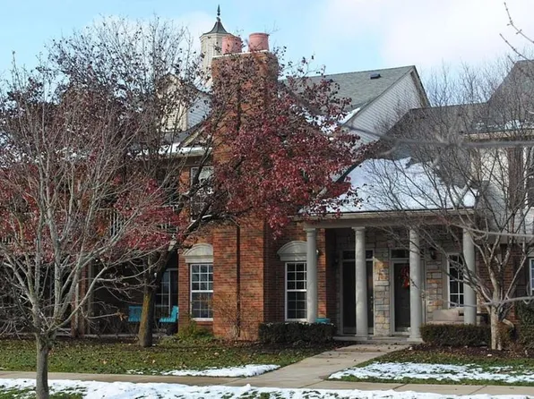 3528 Tremonte Cir S, Rochester, MI 48306