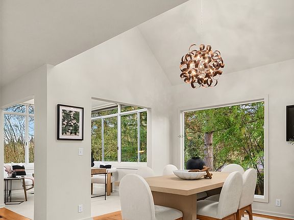 3rd image of 2706 E Helen Street #C