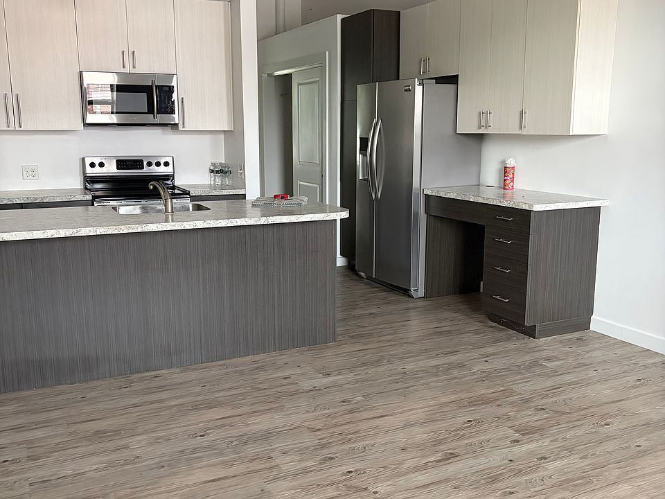 1st image of 48 Stutson St