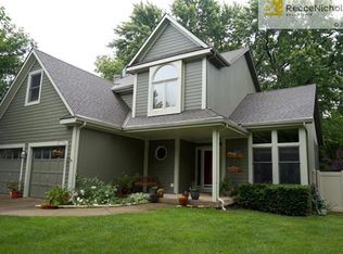 10911 W 70th St, Shawnee, KS 66203