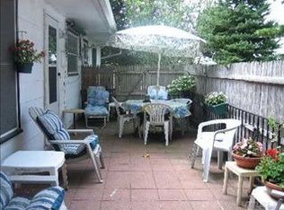 1024 Lynn Dr, Valley Stream, NY 11580