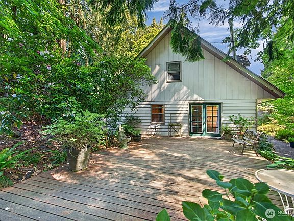 4th image of 1411 Miller Drive