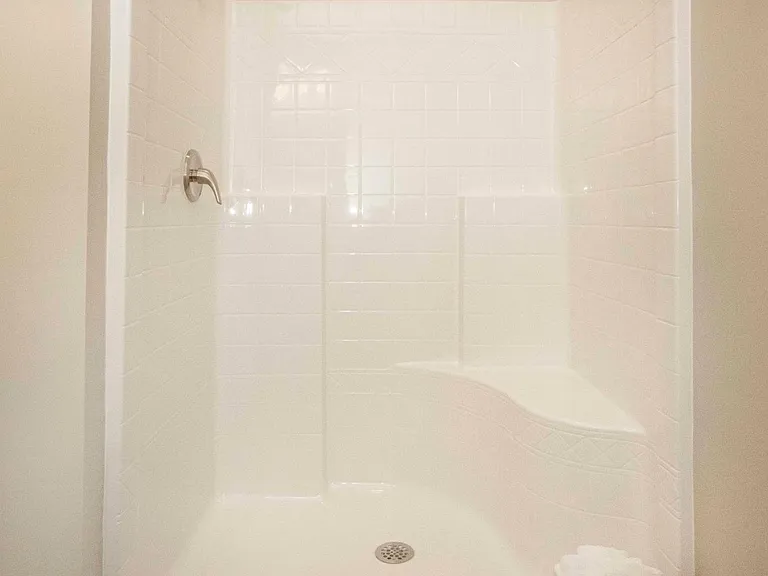 Farragut Pointe — Photo 17