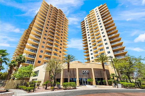 8255 Las Vegas Blvd S Photo 1