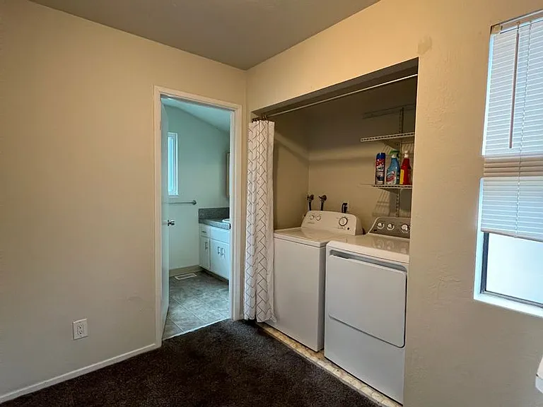 228 Treasure Island Dr — Photo 13
