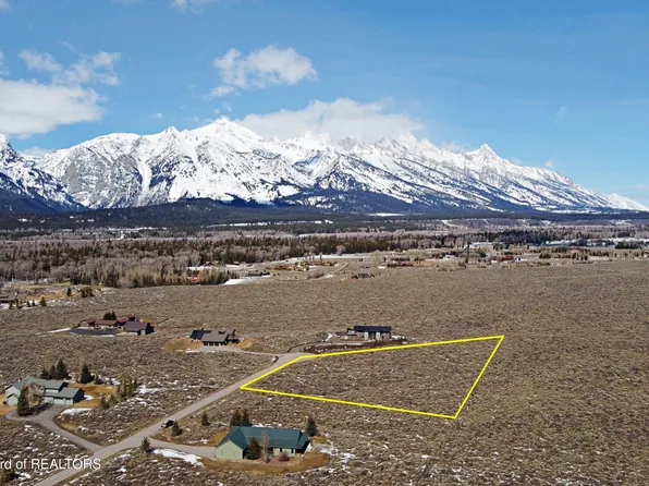 8710 N Centennial Dr, Jackson, WY 83001