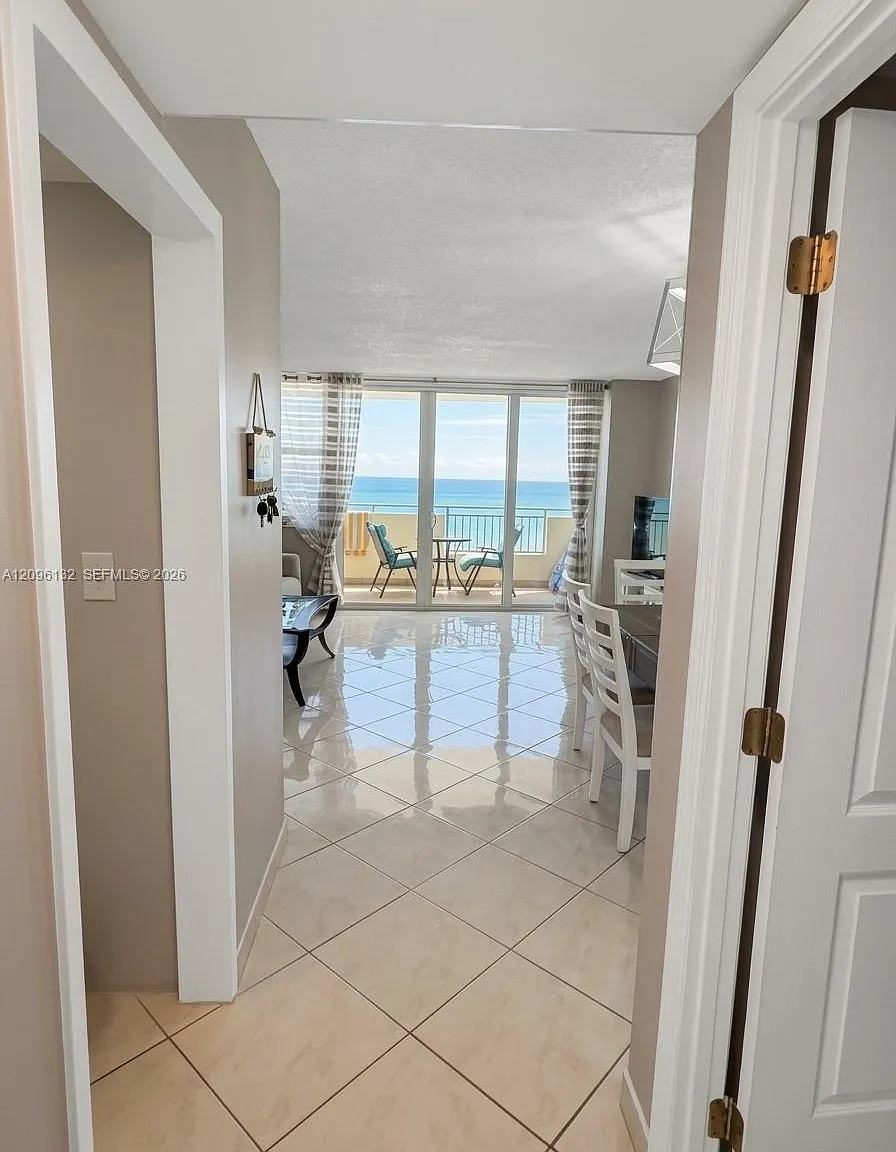 Parker Dorado Condo — Photo 1