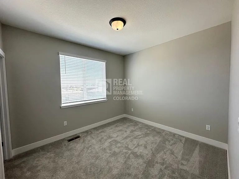 10108 62nd Ave — Photo 13