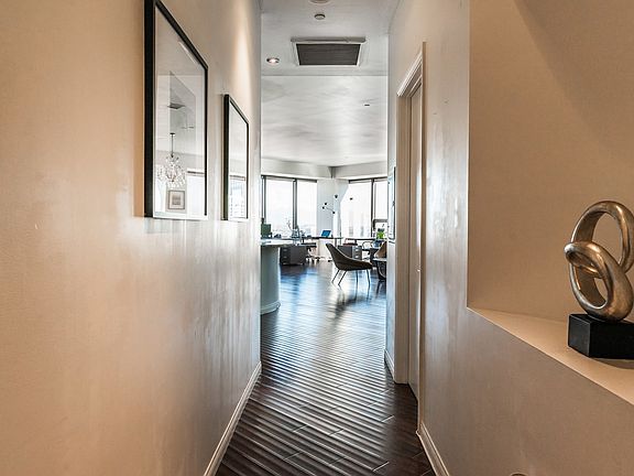 5th image of 1100 Wilshire Blvd APT 3105
