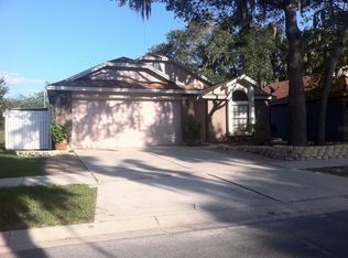 4020 Moreland Dr, Valrico, FL 33596