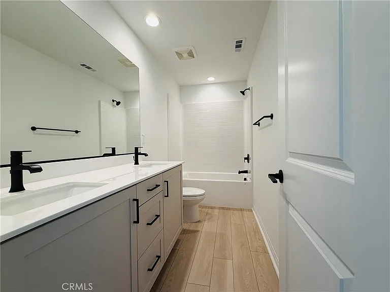 4221 S Malagon Privado — Photo 13