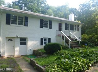 9908 Barbara Ann Ln, Fairfax, VA 22032