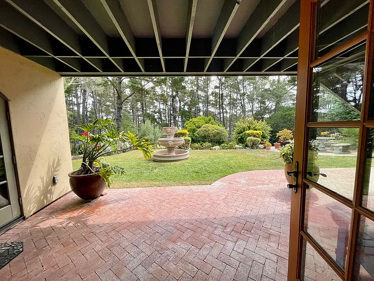 284 Forest Ridge Rd — Photo 15
