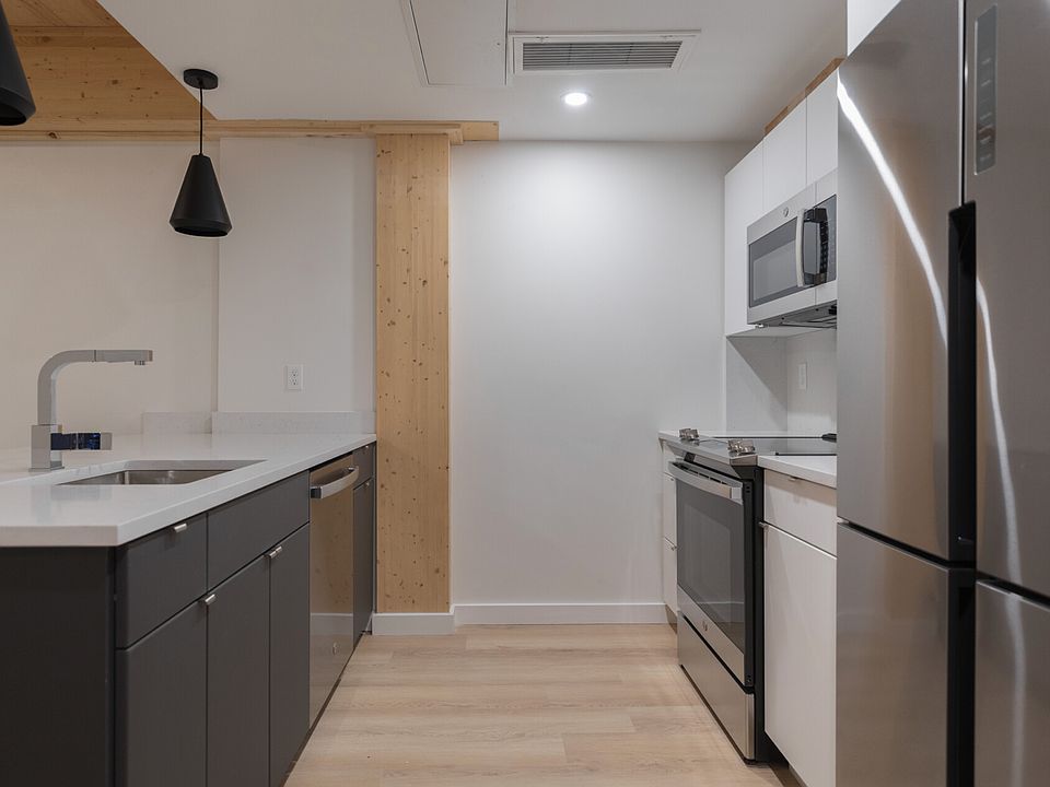 1st image of 11-13 E Lenox St #202A