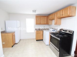 17 Margin St FLOOR 2, Orono, ME 04473