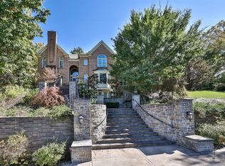 5000 Taft Pl, Cincinnati, OH 45243