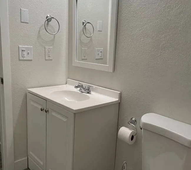 721 NE 20th Pl #739B — Photo 4
