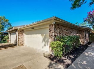 515 Essex Pl, Euless, TX 76039