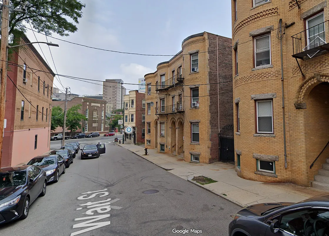 1 bed, 9999 sqft, $2,450 — Photo 1