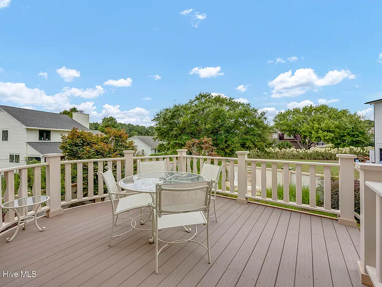 806 Paoli Ct — Photo 23