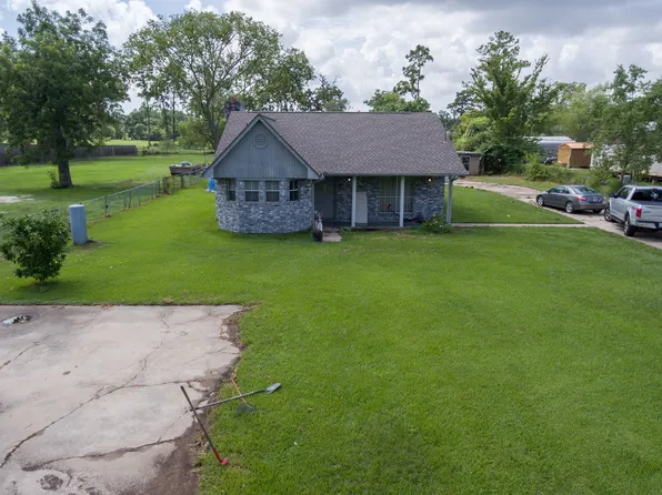 16706 Bear Bayou Dr, Channelview, TX 77530