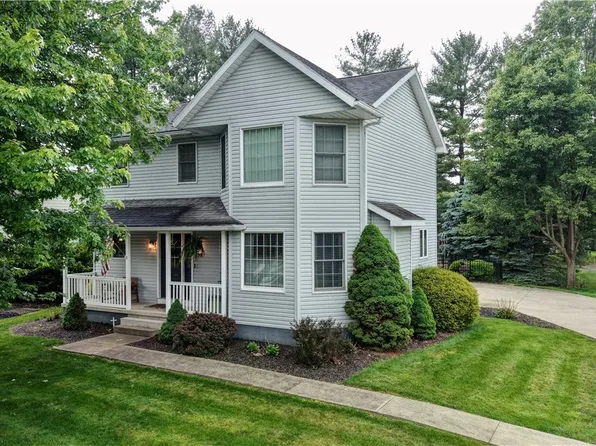 104 Pinedale Dr, Dover, OH 44622