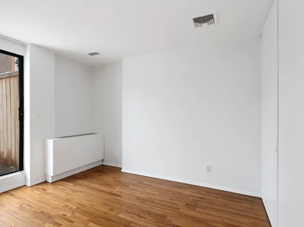 44 East 12th Street image 7 of 10