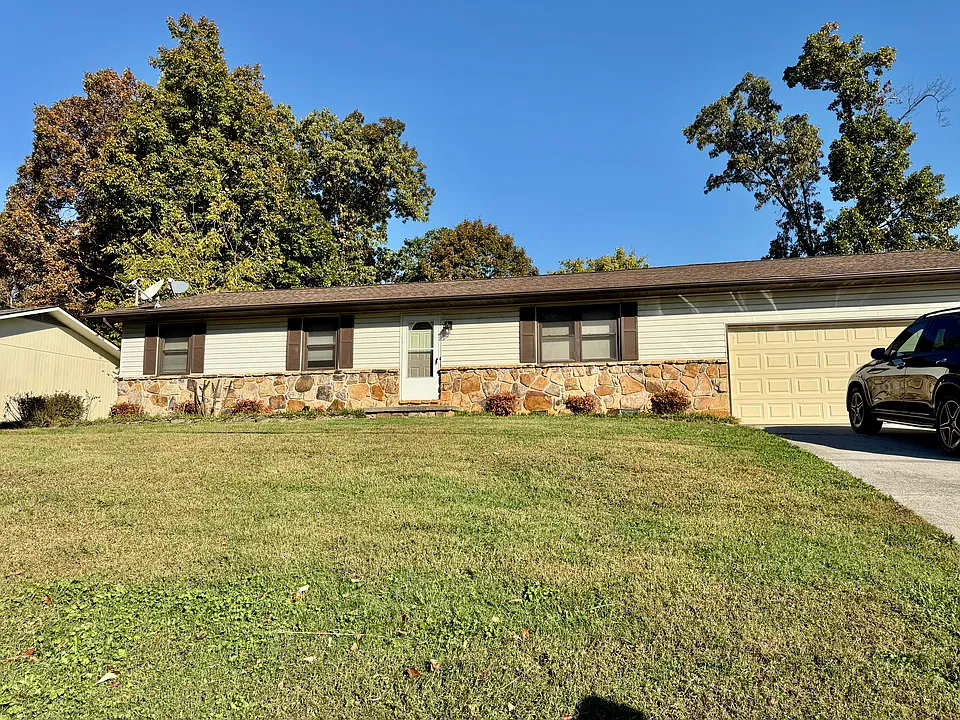 11101 Concord Woods Dr