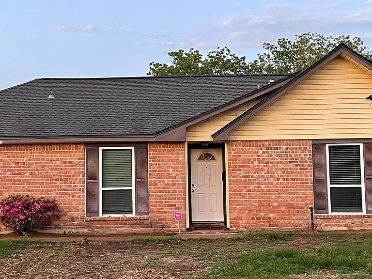 11939 Flushing Meadows Dr — Photo 3