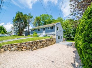 46 King Philip Rd, Narragansett, RI 02882