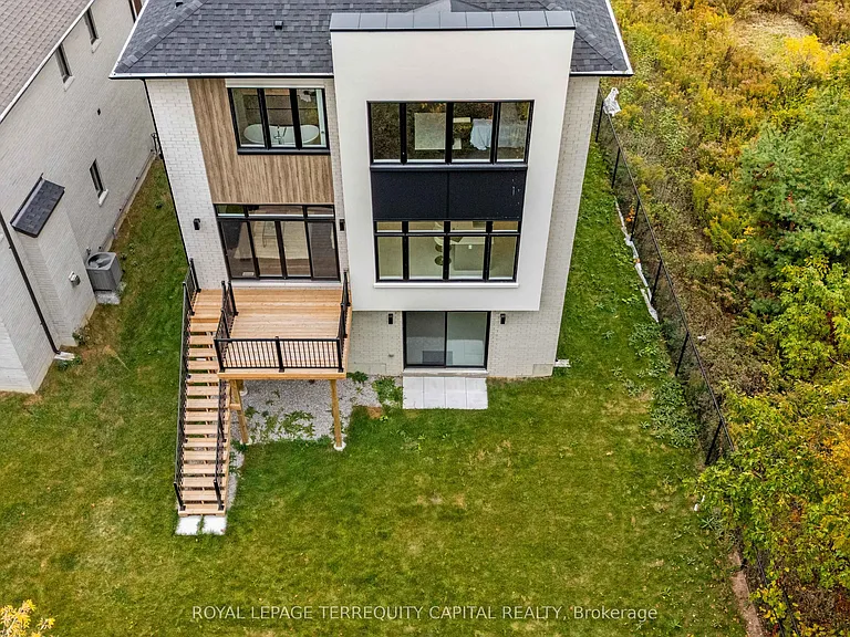 23 Kingwood Ln — Photo 43