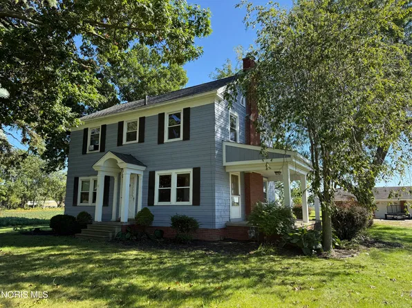 3216 Brown Rd, Oregon, OH 43616