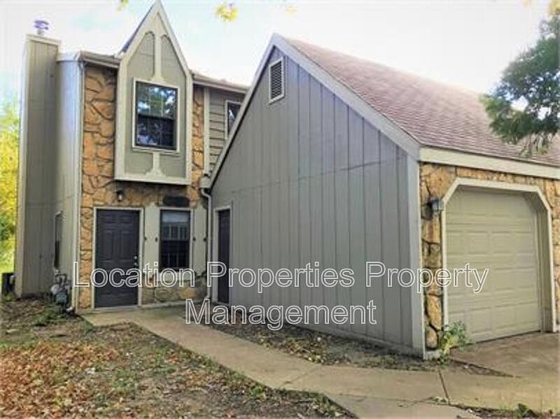 1st image of 324 Northwood Ln #1