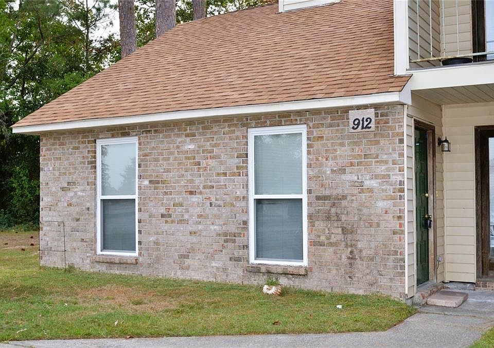 1st image of 912 Asheville Dr #1