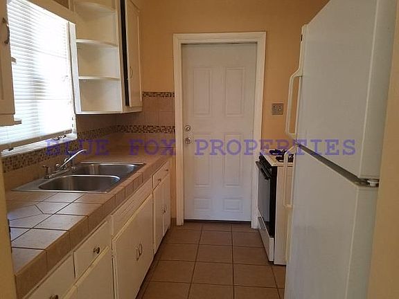 4th image of 417 E Smoot Dr